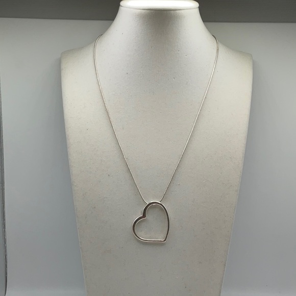 Crimzonerose sterling silver heart necklace - Picture 1 of 4